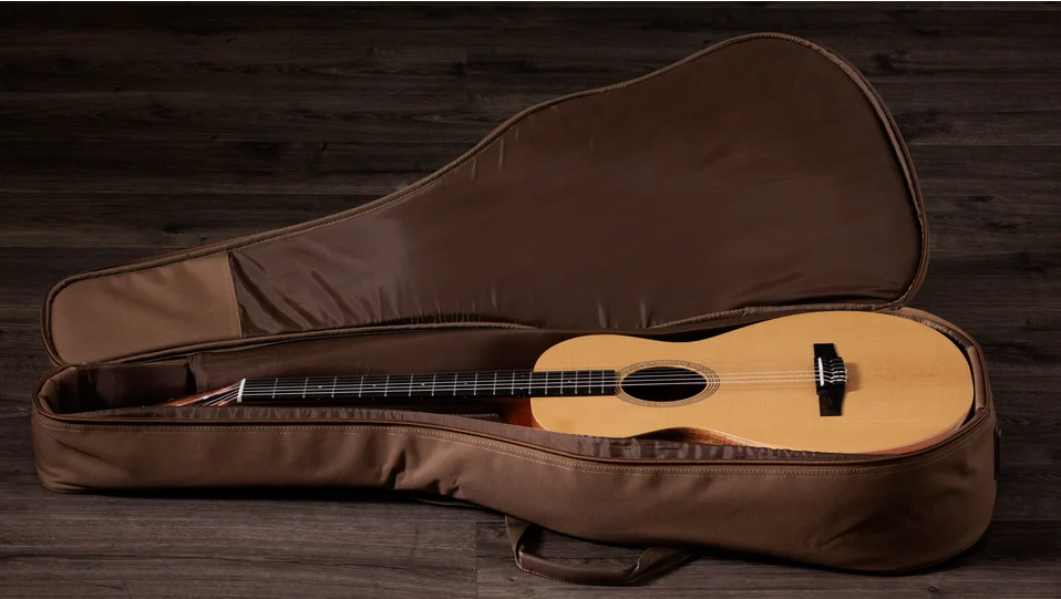 Academy 12e-N LTDHawaiian Koaアコースティックエレクトリックギター